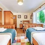 Сasa de vacaciones Eden House