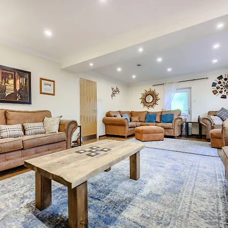 Eden House بيت للعطل