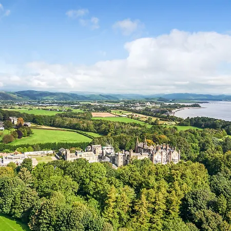 Eden House Semesterbostad