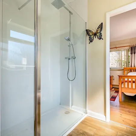 Semesterbostad Eden House *