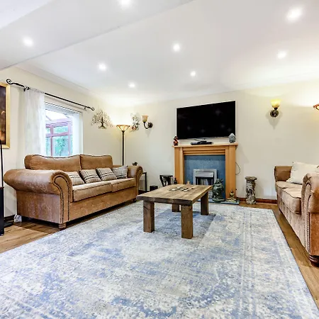 Eden House Semesterbostad *