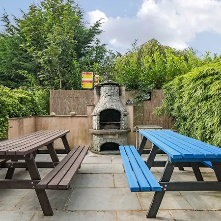 Semesterbostad Eden House *