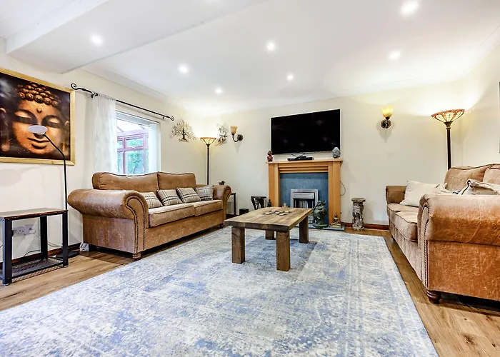 Eden House Holiday home *