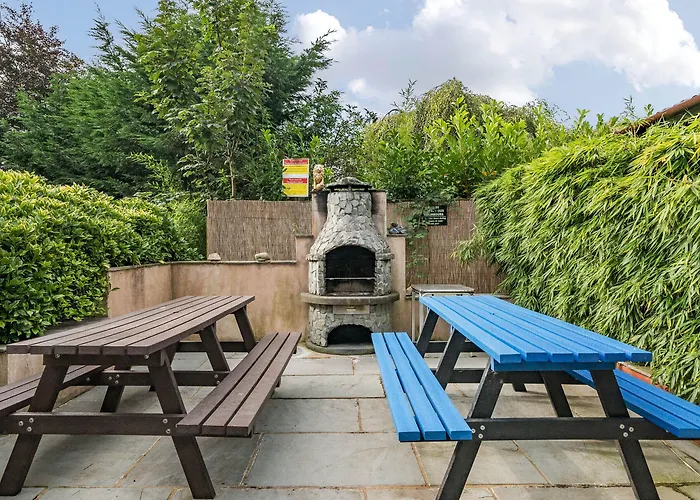 Holiday home Eden House *