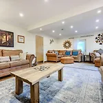 Eden House Nyaraló